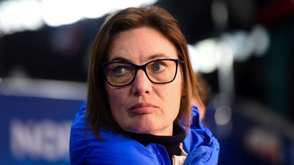 ดิอาเครร้องขอ